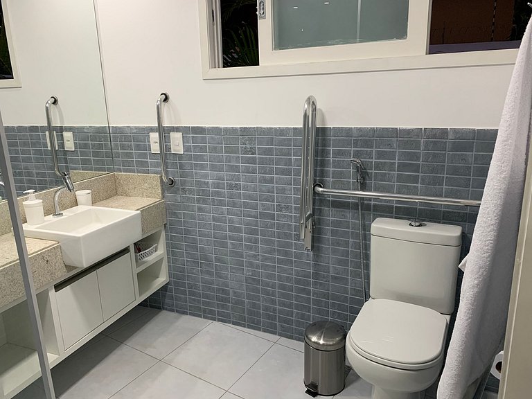 wheelchair accessible apartment, Pipa Ubaia