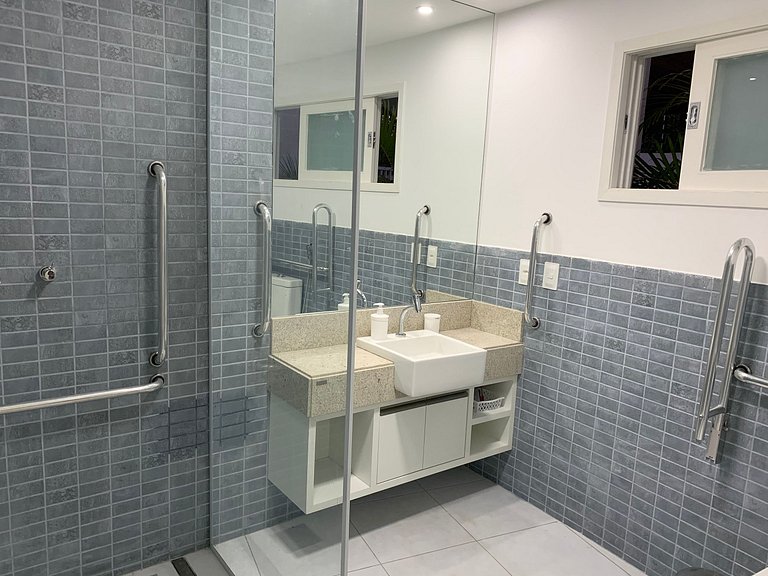 wheelchair accessible apartment, Pipa Ubaia