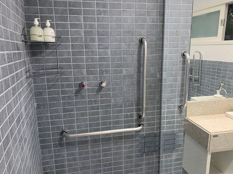 wheelchair accessible apartment, Pipa Ubaia